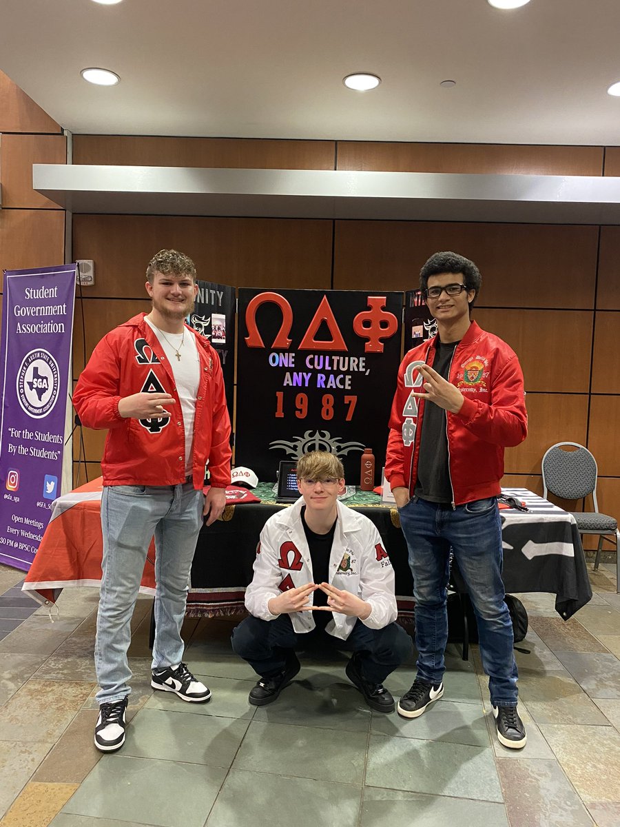 shoutout to some of our brothers who worked showcase with jack walkers! It was great getting to meet all of the prospective students!!

#showcase #hypeknights #tooproud #toohype #illmatic #sfa #sfasu #odphi #sfaodphi #rushodphi #SFA23 #SFA24 #SFA25 #SFA26 #nacogdoches