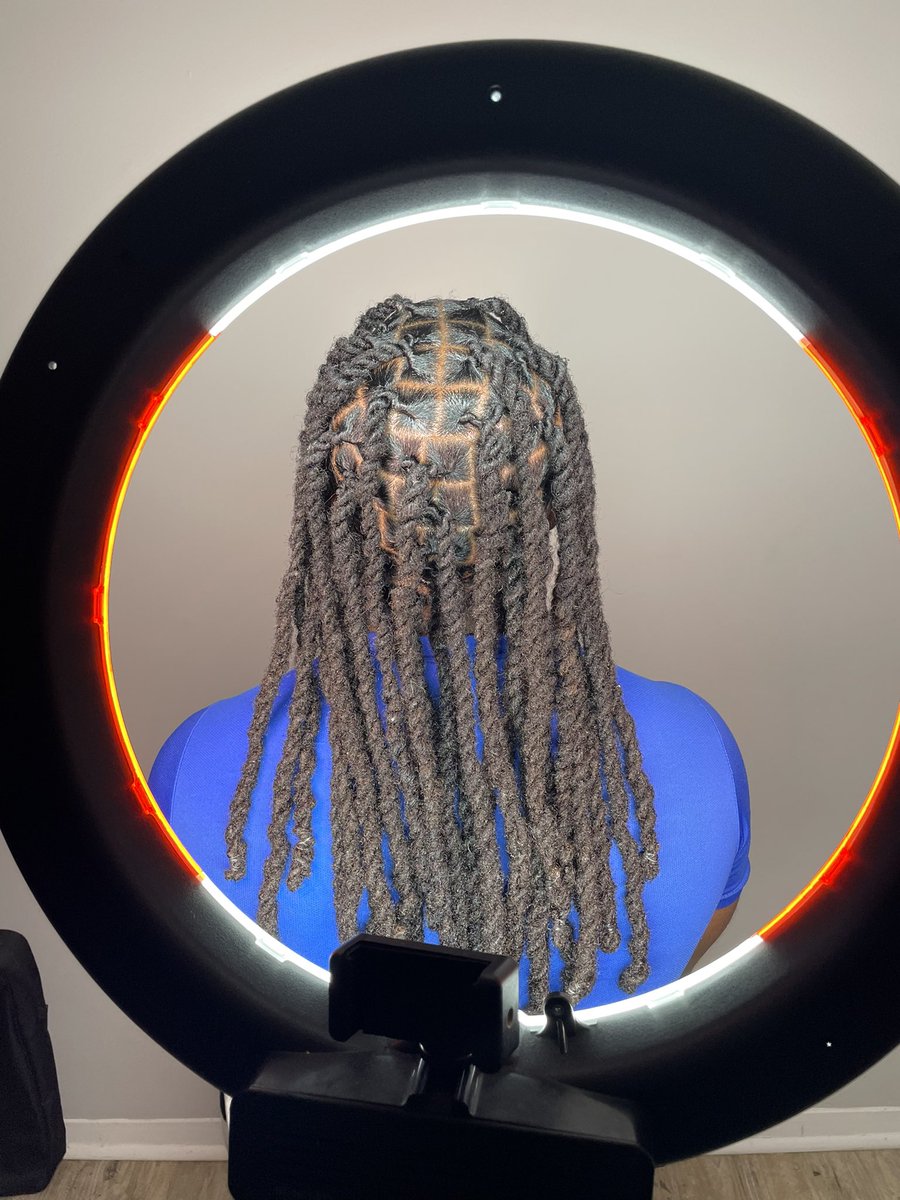 LuDawl's tweet image. Loc reattachments, 2 months in. First retwist. #atlloctician