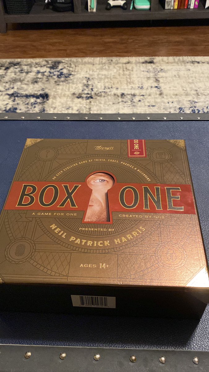 _BriHernandez1's tweet photo. #BoxOne by @ActuallyNPH and @theory11 is absolutely amazing! Coincidentally found this game after watching Glass Onion with @nico_aol, so the excitement about a puzzle box was extra 🔥 https://t.co/QRA9f5SvXM