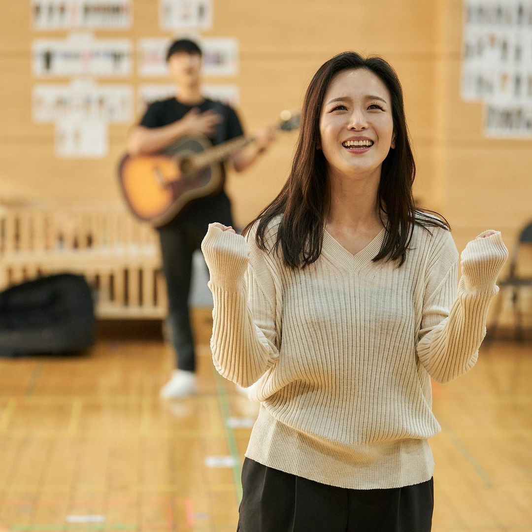 hyenaBLOSSOM's tweet photo. 🎶뮤지컬 이프덴 막공인사🏝

#박혜나
#이프덴

인스타그램 보러 가기👀
https://t.co/PWLKqWPUHQ https://t.co/ekKhOlUHpH