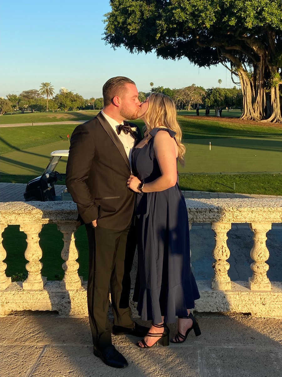 NathanDean904's tweet photo. #Miami is beautiful and so is @KaleyWeldonDean 🌴☀️❤️
#Wedding #ufcjconline https://t.co/4tzB8oSF8a