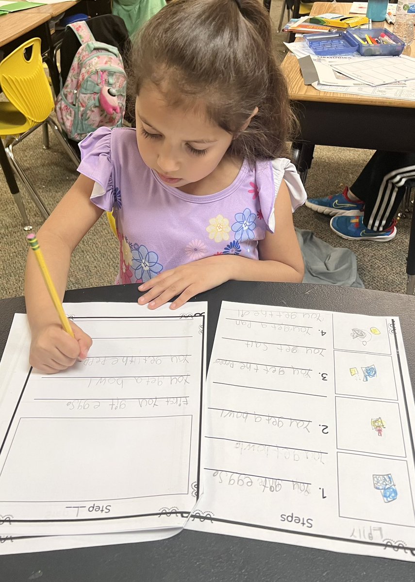 K_LamMath's tweet photo. Writing conferences in action. @ReadingRockets states, “ 📝 conferences provide opportunities for immediate feedback or clarifications.”https://t.co/bynX6jUq3u Let the students take ownership of their writing. @pisdesela #elementarywriters https://t.co/7up8BRWgBY