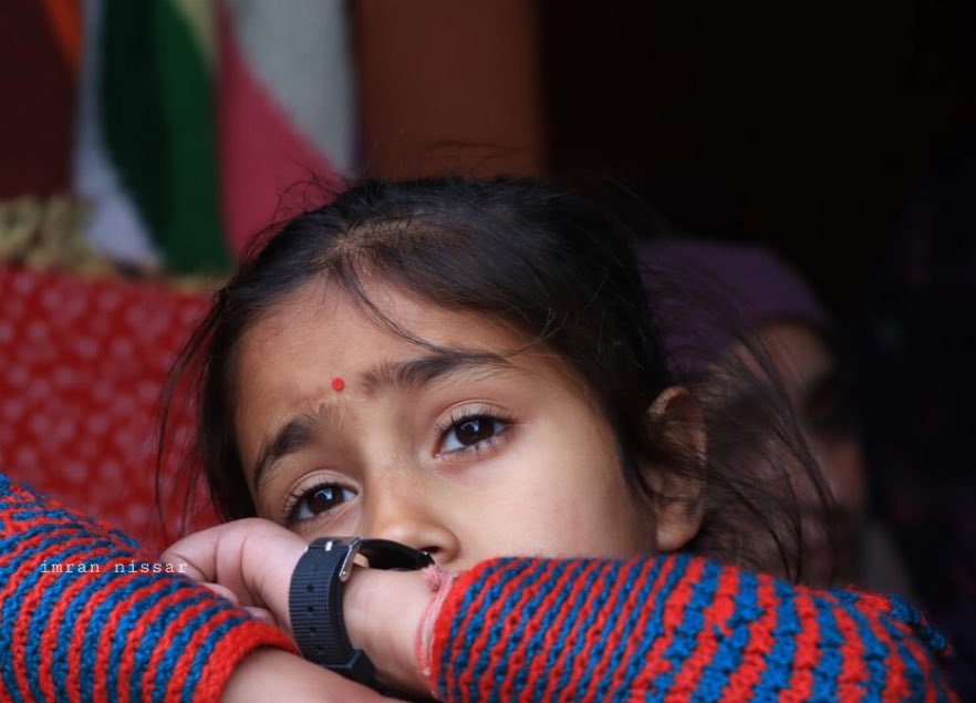 RadharamnDas's tweet photo. News from yesterday:

Pic 1: 5 yr old Dikha's father Sanjay Sharma, a minority Kashmiri Hindu, was killed by Islamic terrorists.

Pic 2: Dr. Preethi, a dalit was forced to take her life due to s€xual harrasment by Dr Mohammed Saif of Telangana. Her parents world smashed by Saif https://t.co/UjEEhjUzEr