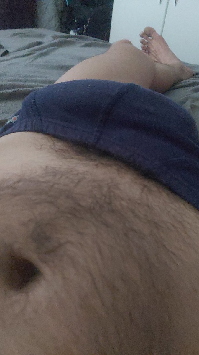 Ericregis21's tweet photo. Fim de domingo com tesao . https://t.co/K0l0lxu6V7