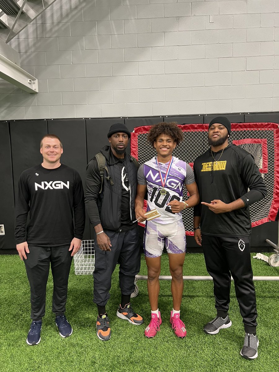DillonOne_8's tweet photo. I extremely honored to be named the @TheSHOWByNXGN  Texas Regional QB MVP, earning my ticket to “THE SHOW” as well as “THE VI” QB MVP in the same weekend!
@Bdale_Football @nxgn_football @TheQBHouse 
@TheQBEngineer 
@Mad_Qb 
@tgt_training 
@QBHitList 
@Elite11 
@PlayBookAthlete https://t.co/ziyrX5sAu7