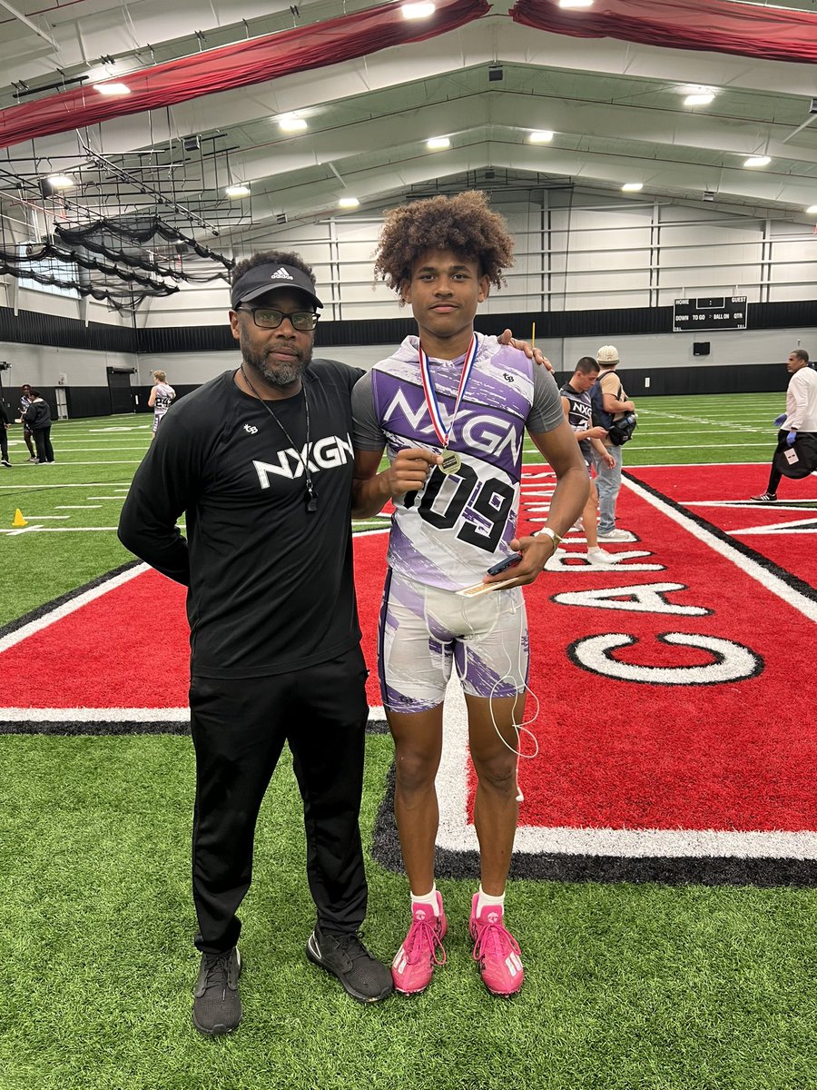 DillonOne_8's tweet photo. I extremely honored to be named the @TheSHOWByNXGN  Texas Regional QB MVP, earning my ticket to “THE SHOW” as well as “THE VI” QB MVP in the same weekend!
@Bdale_Football @nxgn_football @TheQBHouse 
@TheQBEngineer 
@Mad_Qb 
@tgt_training 
@QBHitList 
@Elite11 
@PlayBookAthlete https://t.co/ziyrX5sAu7