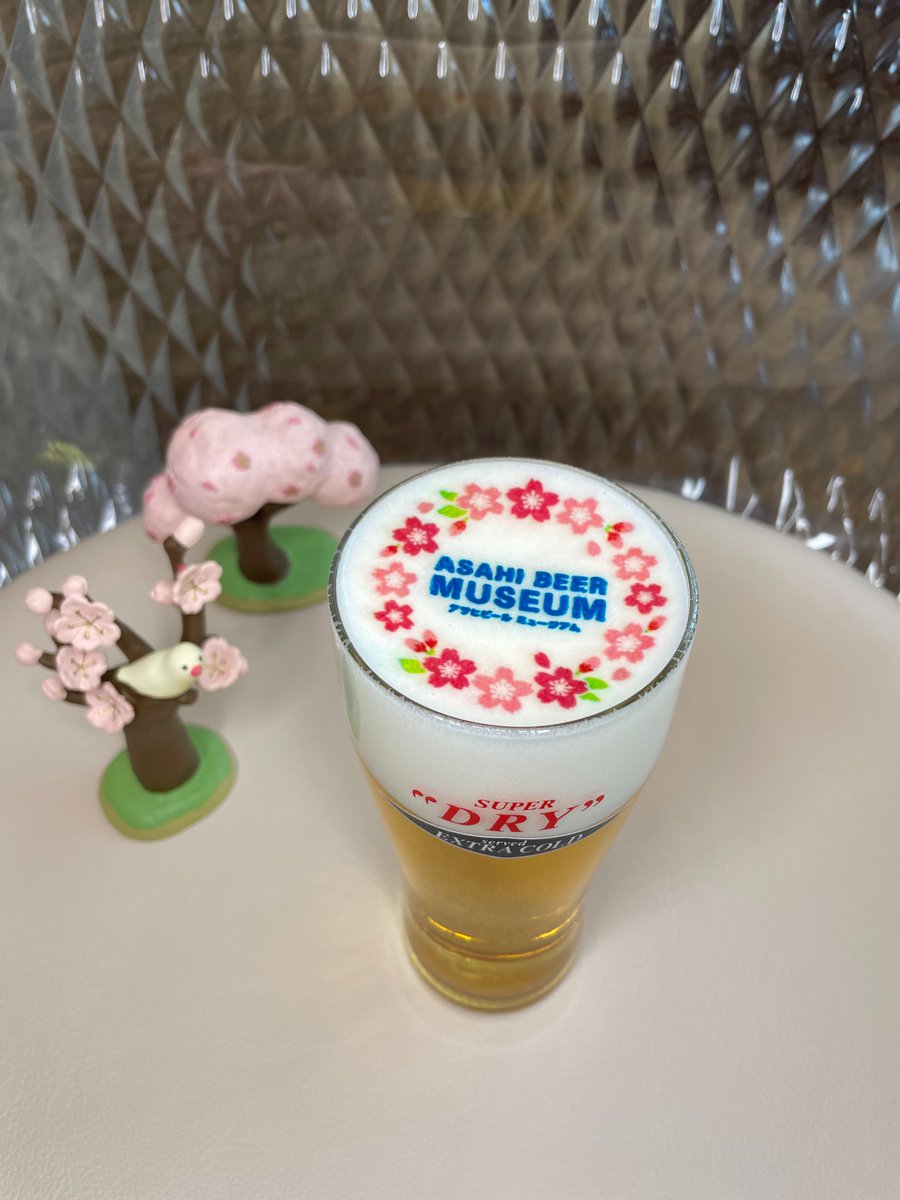 asahibeermuseum's tweet photo. ／
本日から
フォロー＆RTキャンペーンスタート✨
＼

3月限定のスペシャルな泡アートを楽しむチャンス！

参加方法
① @asahibeermuseumをフォロー
② このツイートをRT

泡アートコーナーで、フォロー＆RTをクルーが確認後
#桜 デザインの #泡アート をご提供します！

#アサヒビールミュージアム https://t.co/DmzC9YmRAZ