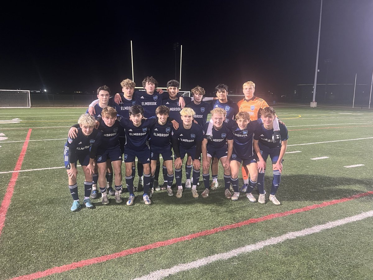 EBUSoccerWi's tweet photo. Great day for our @EliteAcademyL teams who went 6-0 on the day in Indiana. Well done to the U13-U18 Elites! https://t.co/A1f6MUAOiw
