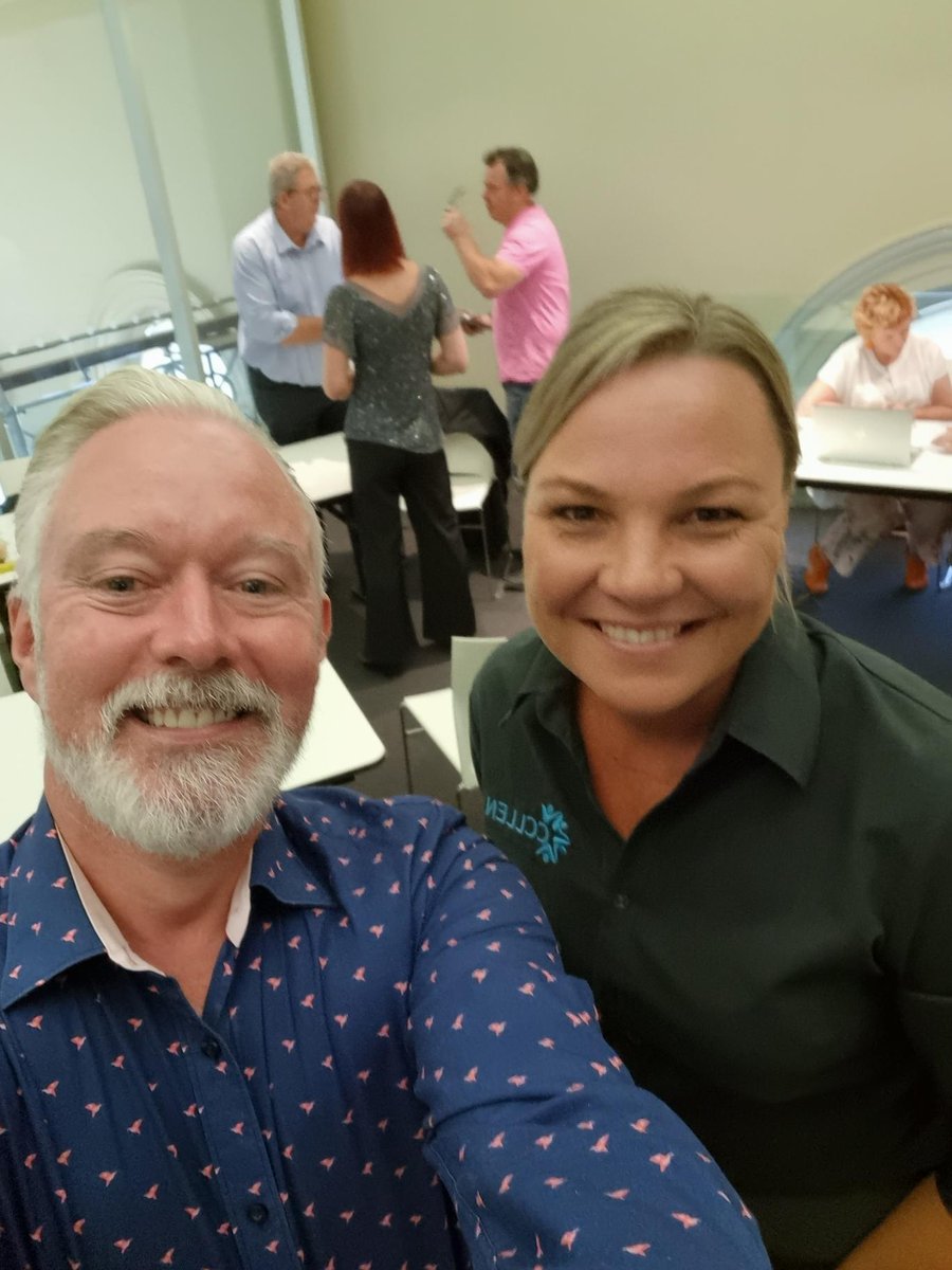 In Melbourne at <a href="/VicLLENs/">VicLLENs</a> conference. Great to catch up with colleagues from across the state, focusing on high quality industry experiences for young people.

- GLLEN executive officer Dave Burton with Jane Reid, <a href="/CampaspeCohLLEN/">Campaspe Cohuna LLEN</a> executive officer.
