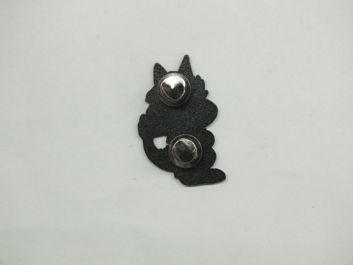 Starting March 10th i will be participating with <a href="/FurriesNetwork/">Furries - Social Network</a> and the Starlight Children's Foundation to raise money for charity and kids hospitals.  This will be the EXCLUSIVE place to get first access to these #protogen pins of UPnP. Follow at twitch.tv/skratched plz RT