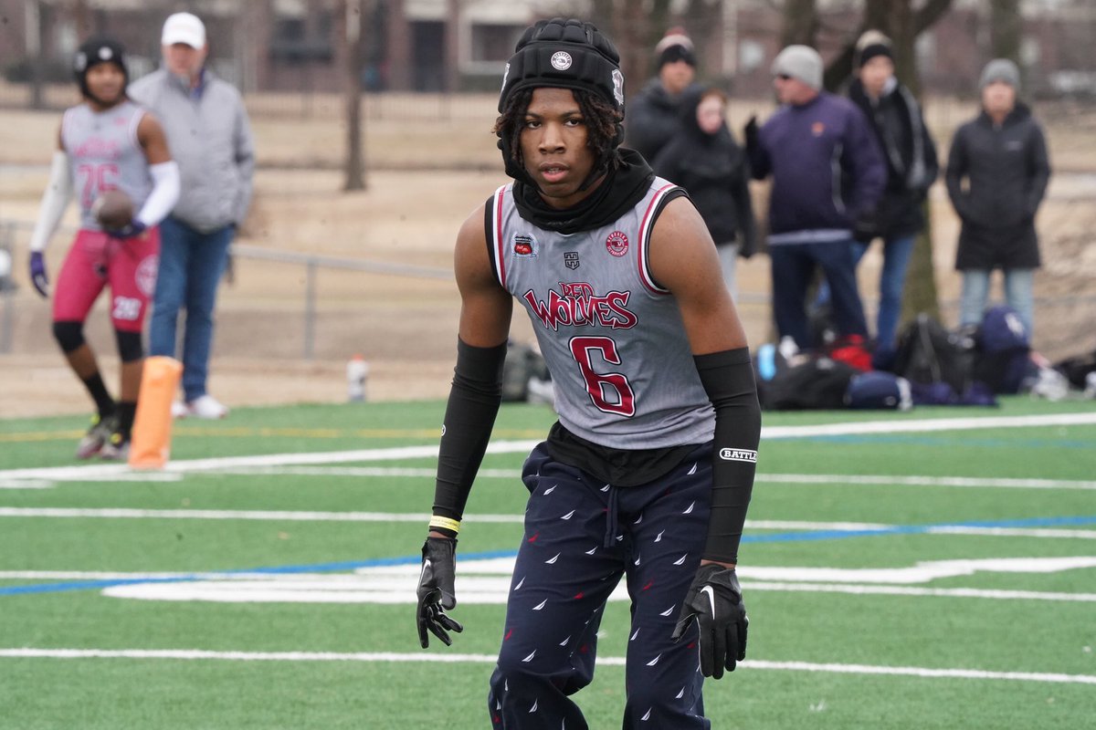 ParkerThune's tweet photo. A native of Lincoln (Neb.) and the son of a former Husker, three-star 2024 DB Donald DeFrand Jr. holds a P5 offer from Colorado. Looked sharp today in coverage. https://t.co/PBm216aZMV
