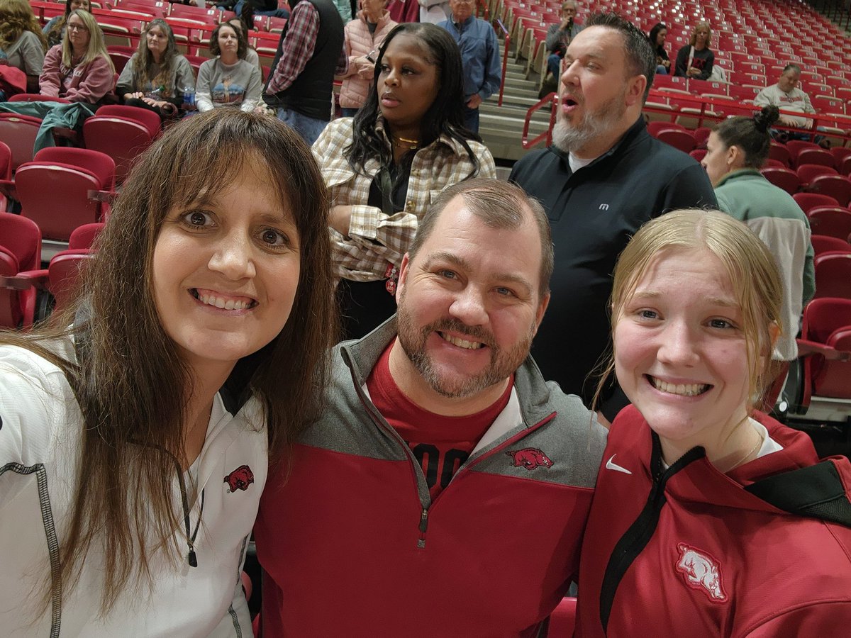 tarcher142's tweet photo. Got to go see this girl today and see a Razorback win. https://t.co/ySptWgv8j9