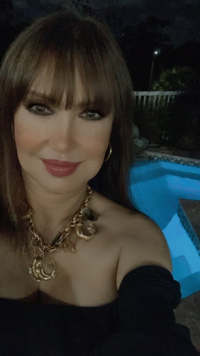 GildaHaddock1's tweet photo. Last night in Puerto Rico! A blast! 🇵🇷🐠🌴🎶🥰Thank you my dear @lisathon you are the best! https://t.co/3EipZaOP0D