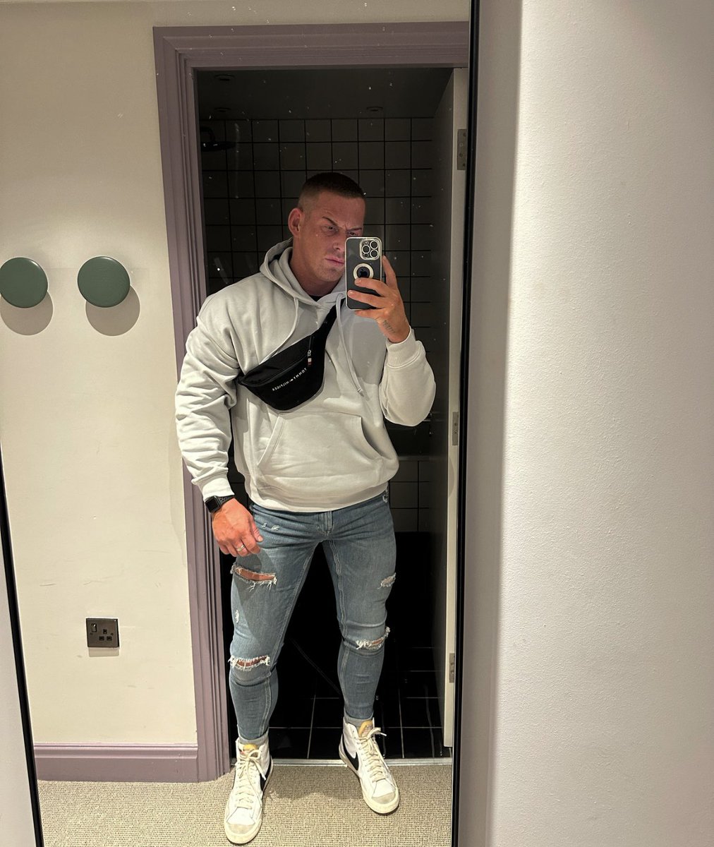 LONDON TRIP AGAIN PLEASE! ♥️ #gay #gays #london