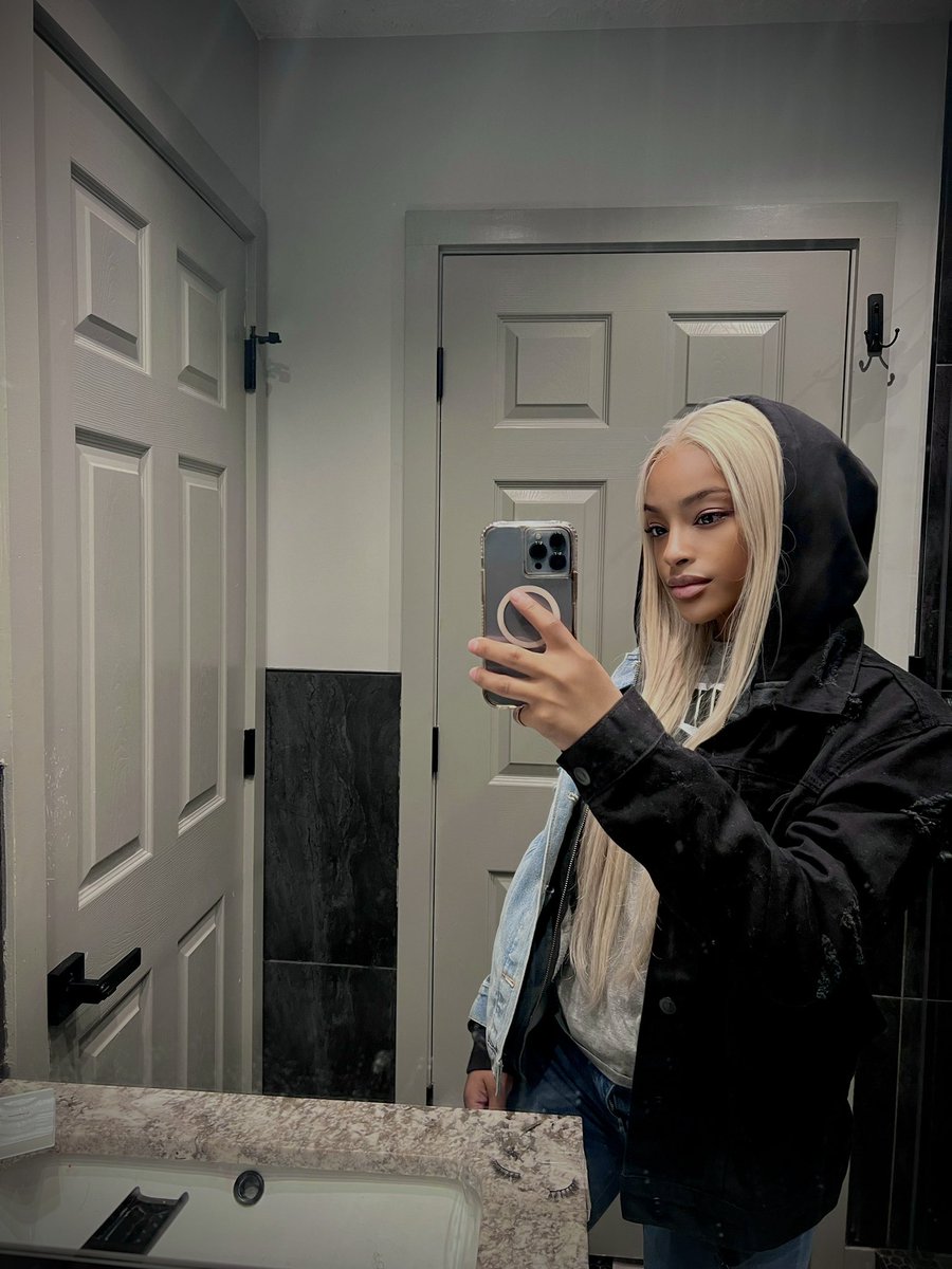 Blondes have more fun 👱🏽‍♀️