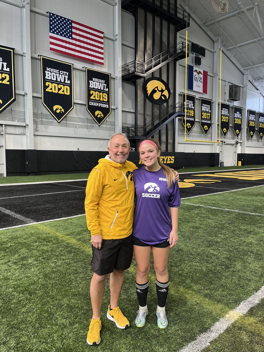 Had a great time at the University of Iowa this weekend for their prospect camp!! Thank you to <a href="/uiowadiianni/">David DiIanni 🇨🇦</a> and <a href="/katelynlongino/">Katelyn Longino</a> for putting together such a great camp!! 
<a href="/HawkeyeSoccer/">Hawkeye Soccer</a>