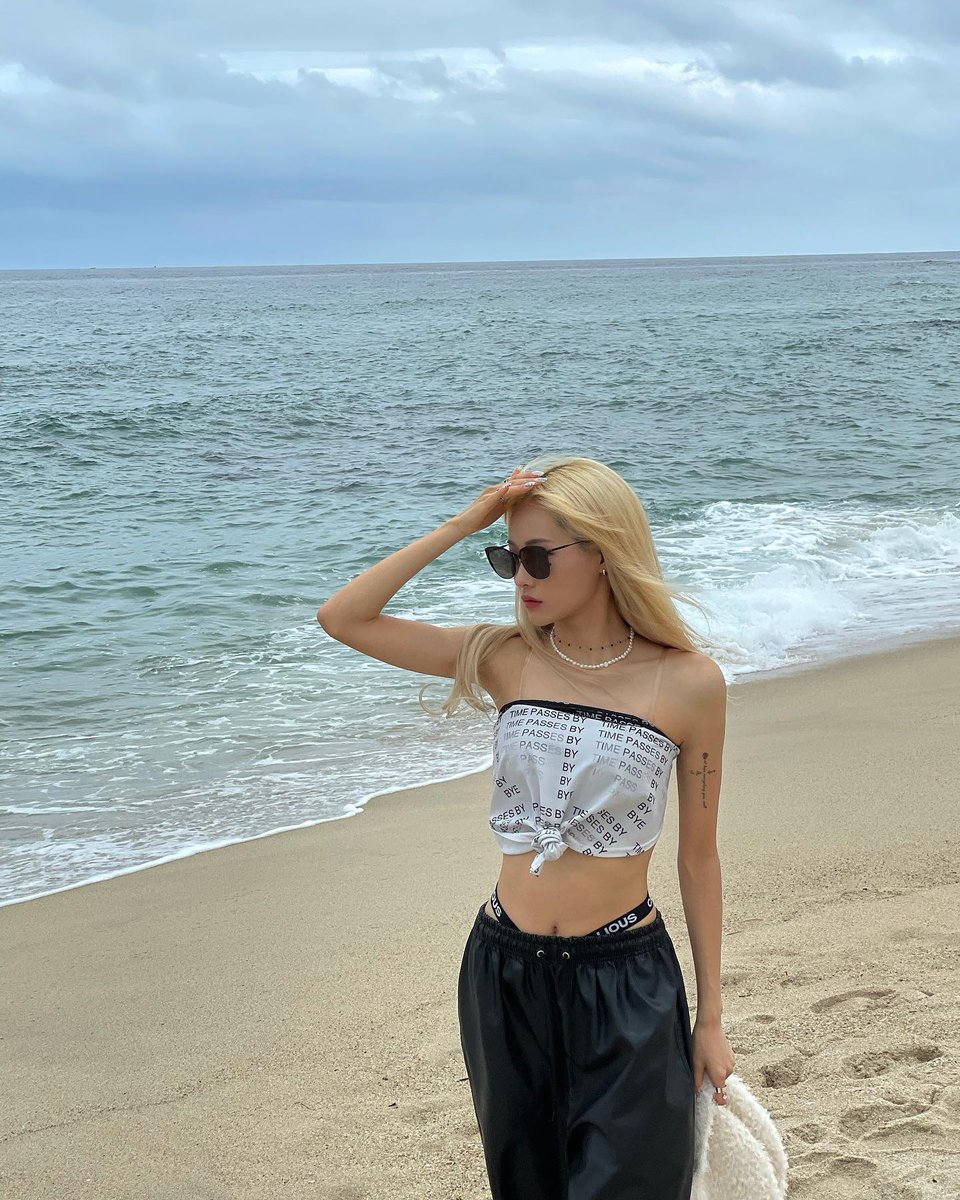 ᅠᅠᅠᅠᅠᅠ
ᅠᅠᅠᅠᅠᅠ 欲望の息子。📸 | 🌊
ᅠᅠᅠᅠᅠᅠ ギャラリー  ;   26O2
ᅠᅠᅠᅠᅠᅠ