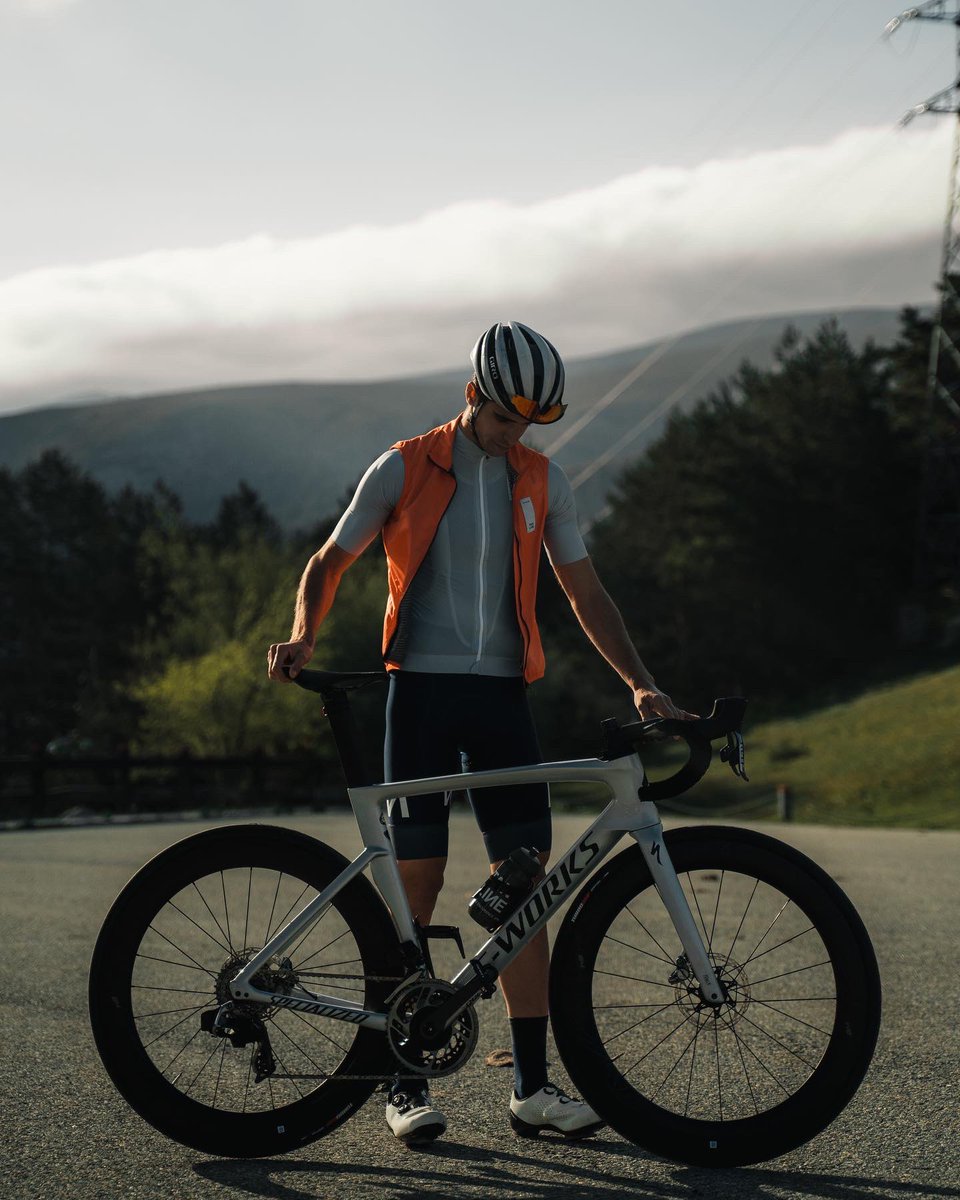 Diego Méntrida tweet media