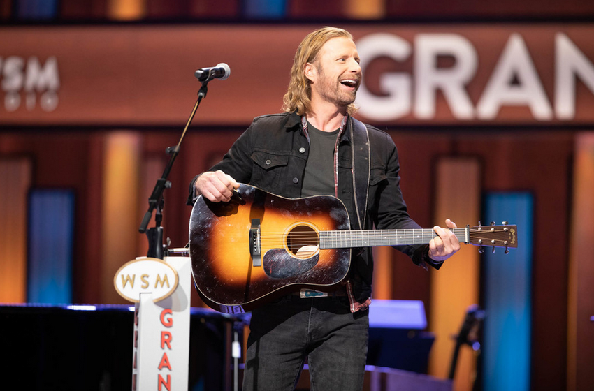 MaverickCMusic's tweet photo. Grand Ole Opry Celebrates Dierks Bentley on the Release of GRAVEL &amp; GOLD 

The Grand Ole Opry will celebrate Opry m...

#countrymusic #DierksBentley #GrandOleOpry @DierksBentley

Read more here: https://t.co/iP844H5GLH https://t.co/TXgIljKknd