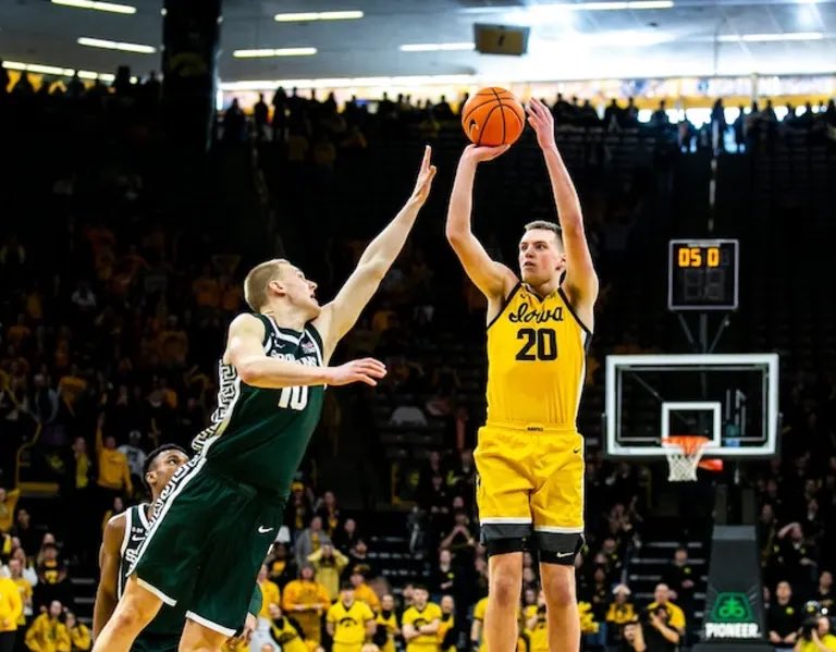 harriskhunter's tweet photo. What a weekend for Iowa Basketball. 

We got three historical moments in only 24 hours. https://t.co/8Q1rSkx10a