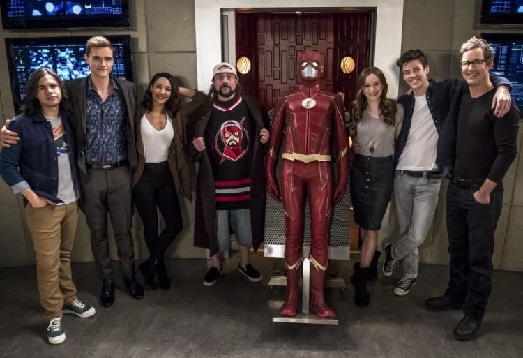X_Angel_Ice's tweet image. Cherche Recherche RPG !

J’aurais besoin de la #TeamFlash sur le RPG @LEAGUEXAVENGERS !

Barry, Cécile, Joe, Cisco, Allegra, Nora, Bart, Iris, Ralph, Wells…

(Et même des méchants, style Cicada ou même Zoom !)