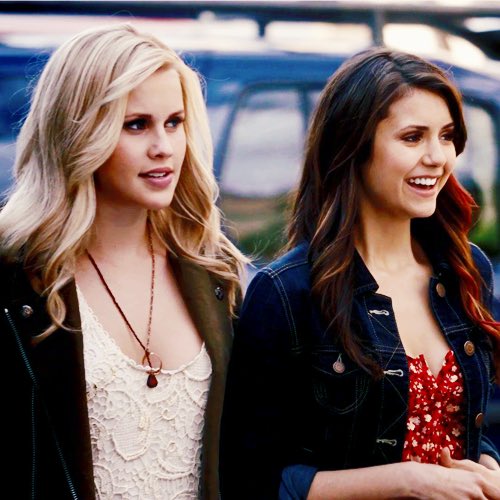 klarhizzie's tweet photo. one duos gotta go https://t.co/q90mxzfmKz