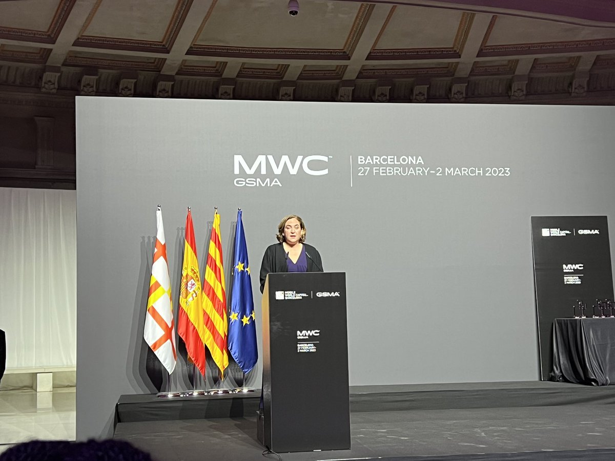 pacosierral's tweet photo. Comienza una nueva edición del MWC un evento que sitúa a #Barcelona como capital mundial y que deja muchos beneficios a muchos sectores económicos de nuestra ciudad. Gracias Majestad por su presencia, así como al Presidente del Gobierno y de la Generalitat. #MobileWorldCongress https://t.co/MmoyZNgK9b
