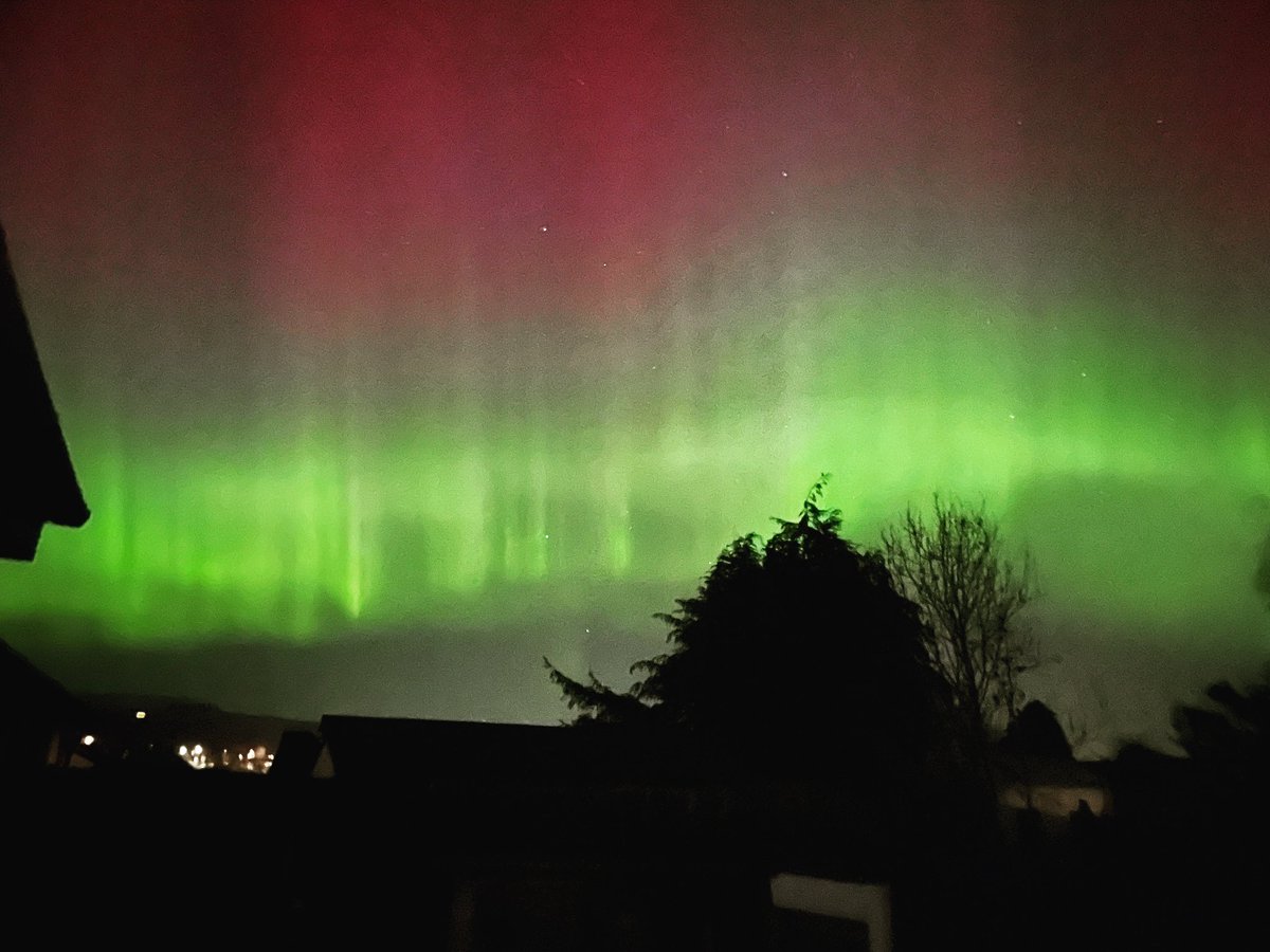 Ok so this just happened 😱 #aurora #blackisle #northernlights