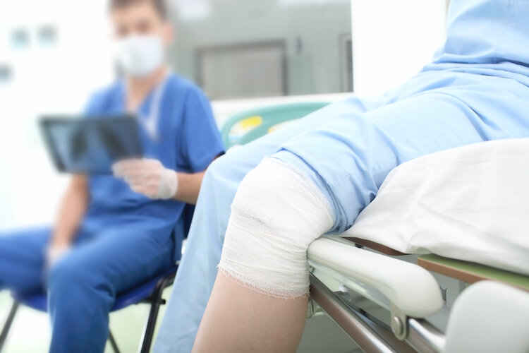🏥 How is Urgent Care different from the traditional ER? Know when and where to go when you have orthopedic emergency: 

🔗 bit.ly/3ZansgA 🔗

#orthoforall #urgentcare #orthoarkansas