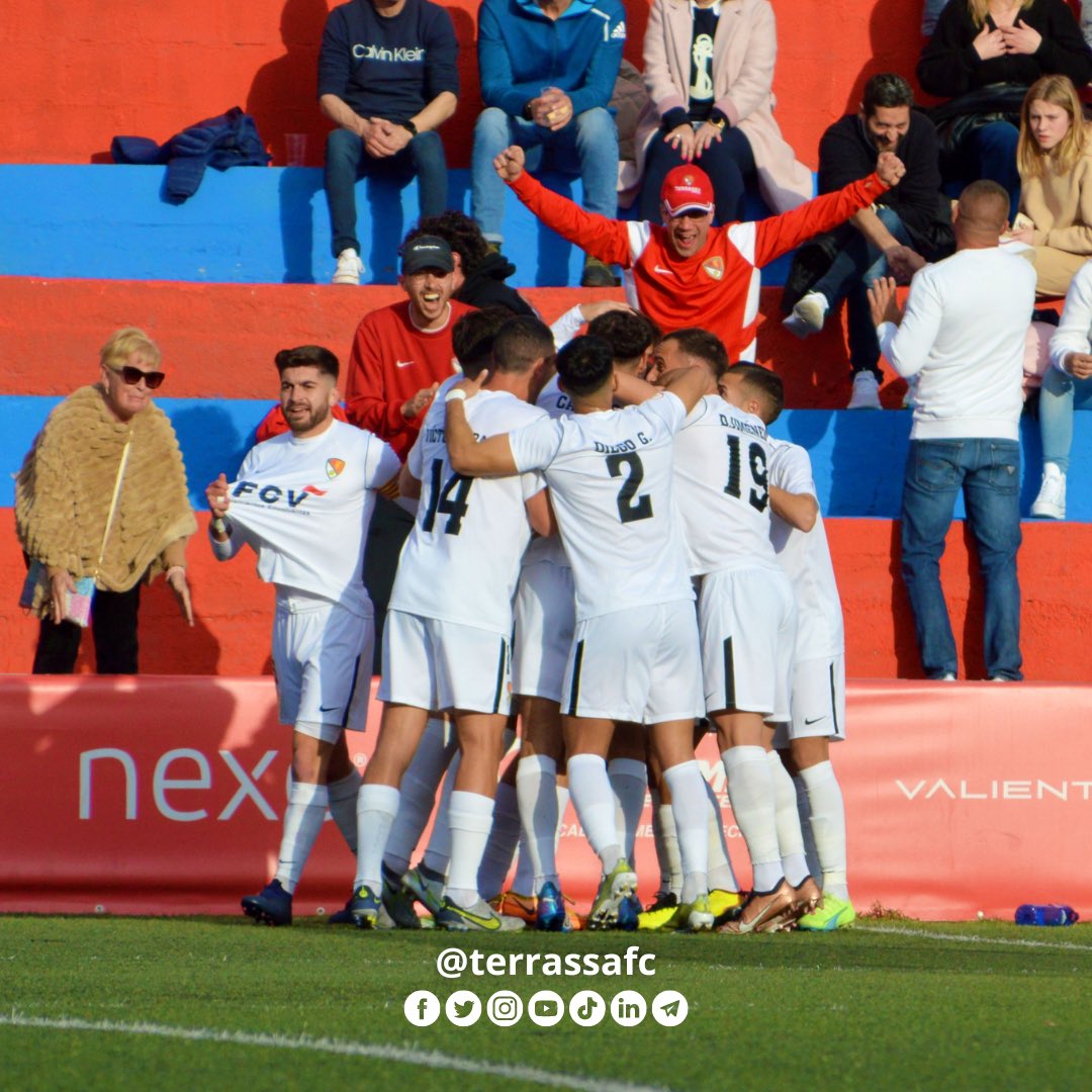 Terrassa FC (@terrassafc) on Twitter photo ♥️🤍 𝗔𝗺𝘂𝗻𝘁 𝗧𝗲𝗿𝗿𝗮𝘀𝘀𝗮 🤍♥️
🫶 #TerrassaFCExperience
(📸: <a href="/juanmamedina_/">Juanma Medina Luque</a>) ♥️🤍 𝗔𝗺𝘂𝗻𝘁 𝗧𝗲𝗿𝗿𝗮𝘀𝘀𝗮 🤍♥️
🫶 #TerrassaFCExperience
(📸: <a href="/juanmamedina_/">Juanma Medina Luque</a>)