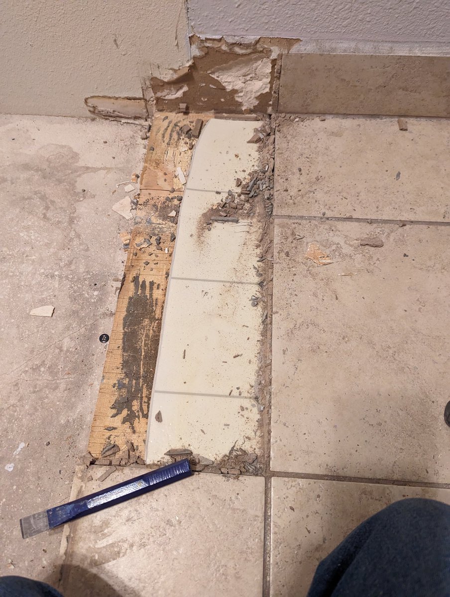 SupaDupaJeff's tweet image. If you ever feel dumb, just remember you weren't the one to tile over linoleum #diwhy