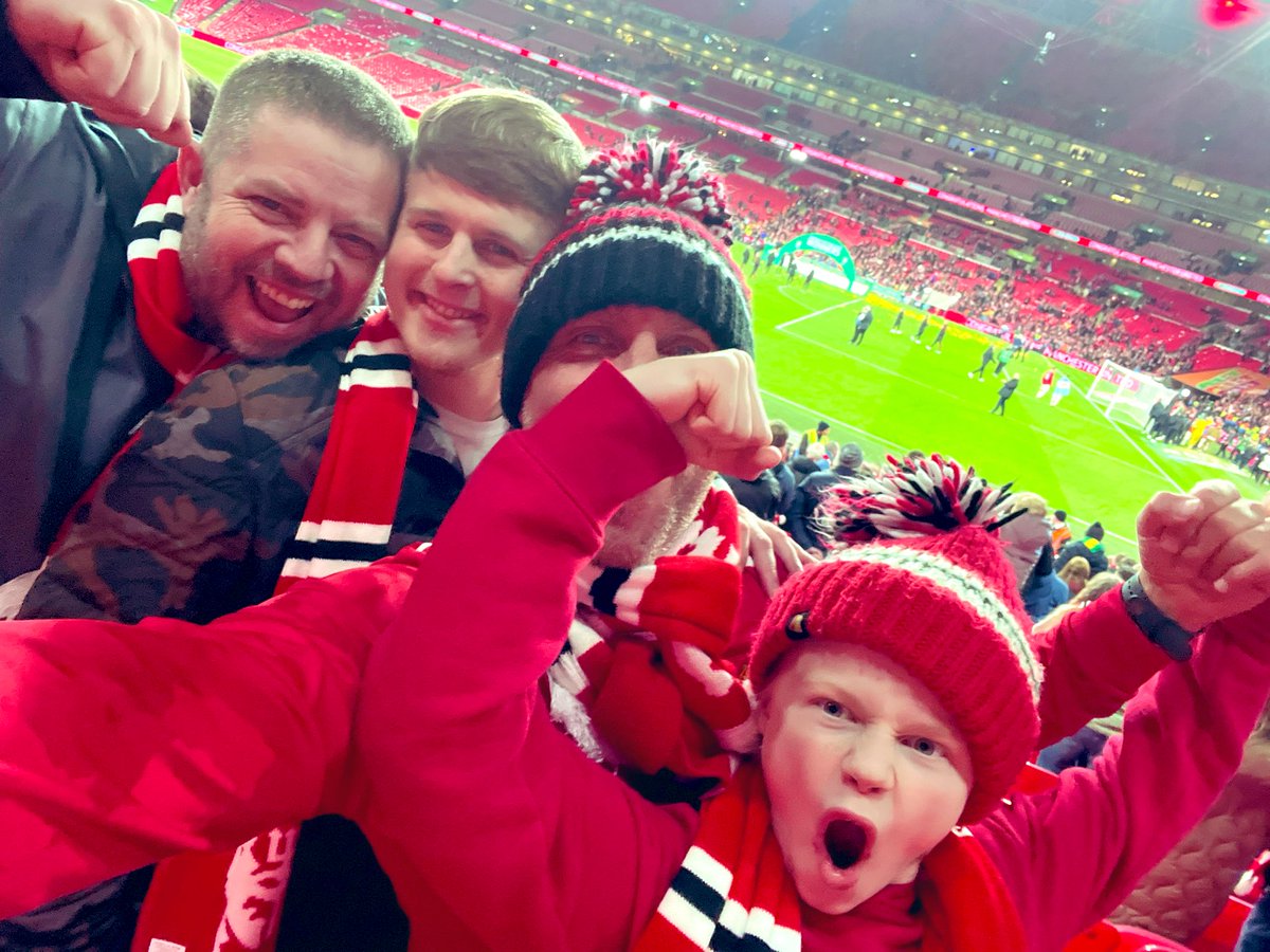 Primary_Ent's tweet photo. .@MilefieldP looking forward to seeing you all tomorrow for the @Primary_Ent Challenge! We’re just on our way back from that there @wembleystadium having bumped into @Castro1021 while celebrating the win with #OR7 ! @ManUtd ❤️🏆⚽️ https://t.co/b61wdlha2L