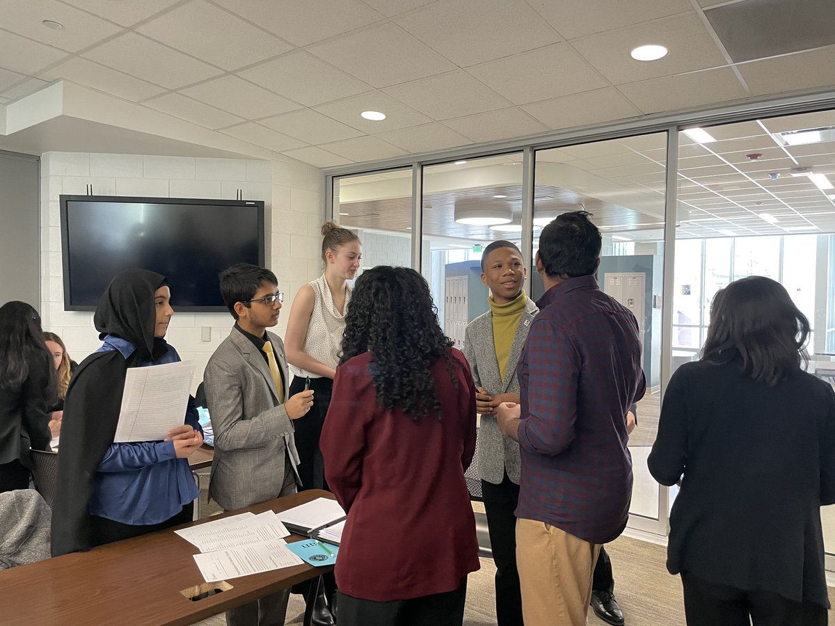 IsaiahGrays's tweet photo. Attending the SEMMUNA 2.0 conference was such an honor! Being Iraq, I successfully led a nearly unanimous resolution, and received the Cicero Award for best speaking and the Superior Delegate Award. These events always reveal to me that we have brilliant minds in Michigan! https://t.co/NLvqQJwLgu