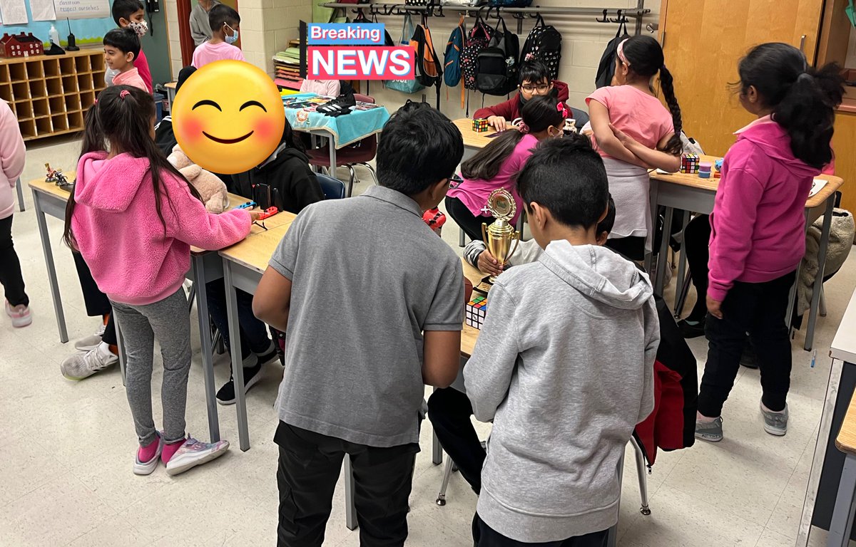 MrJ_TDSB's tweet photo. @Msfarag_ @SchoolFleming This past week our younger students had the opportunity to participate in our school wide flat lay photography identity project. Ss we’re so excited to discuss their items with our students and staff. https://t.co/xsZ0uzfRGg