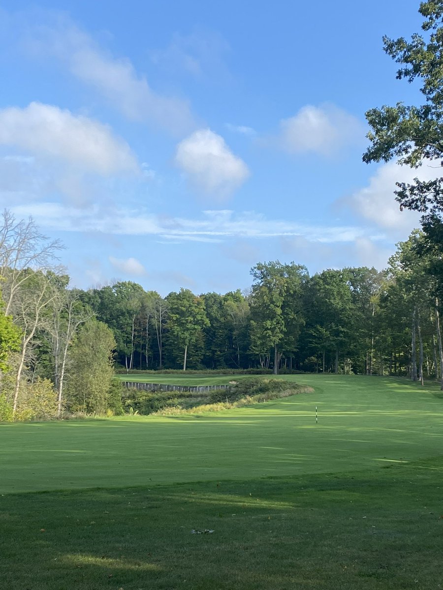 @BryanTweed16 @SycamoreHillsFW @AmericanDunes @TheBullatPF @PalaceResorts @sagamore_club @HarborShores @GTResort @BearTraceCMgolf @fyrelake @StonewolfGC Played the bull in 21’. Pretty damn hard but course was great.