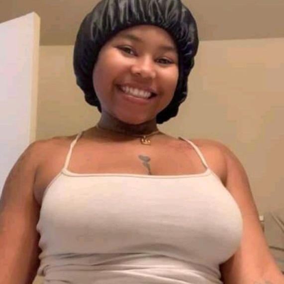 Big_Toxic_baby's tweet photo. Just to make this shit clear ' It's Big nauve not the Lil one 🥴🤪 https://t.co/tYTV2svIE9
