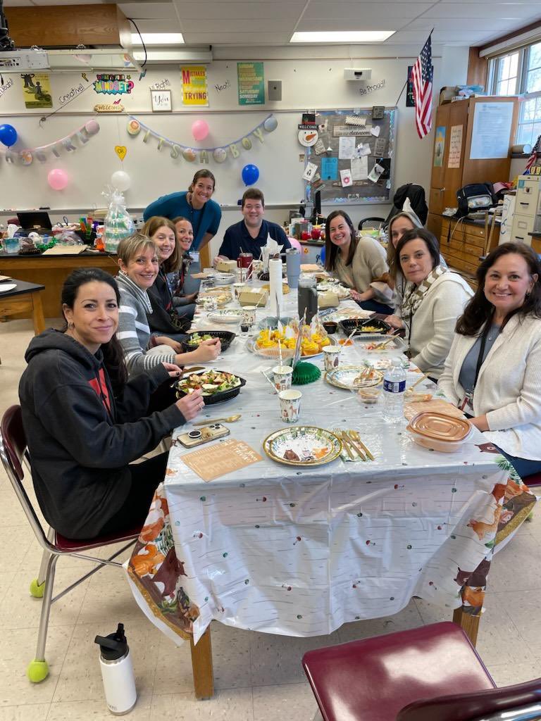 Daria Resnick tweet media