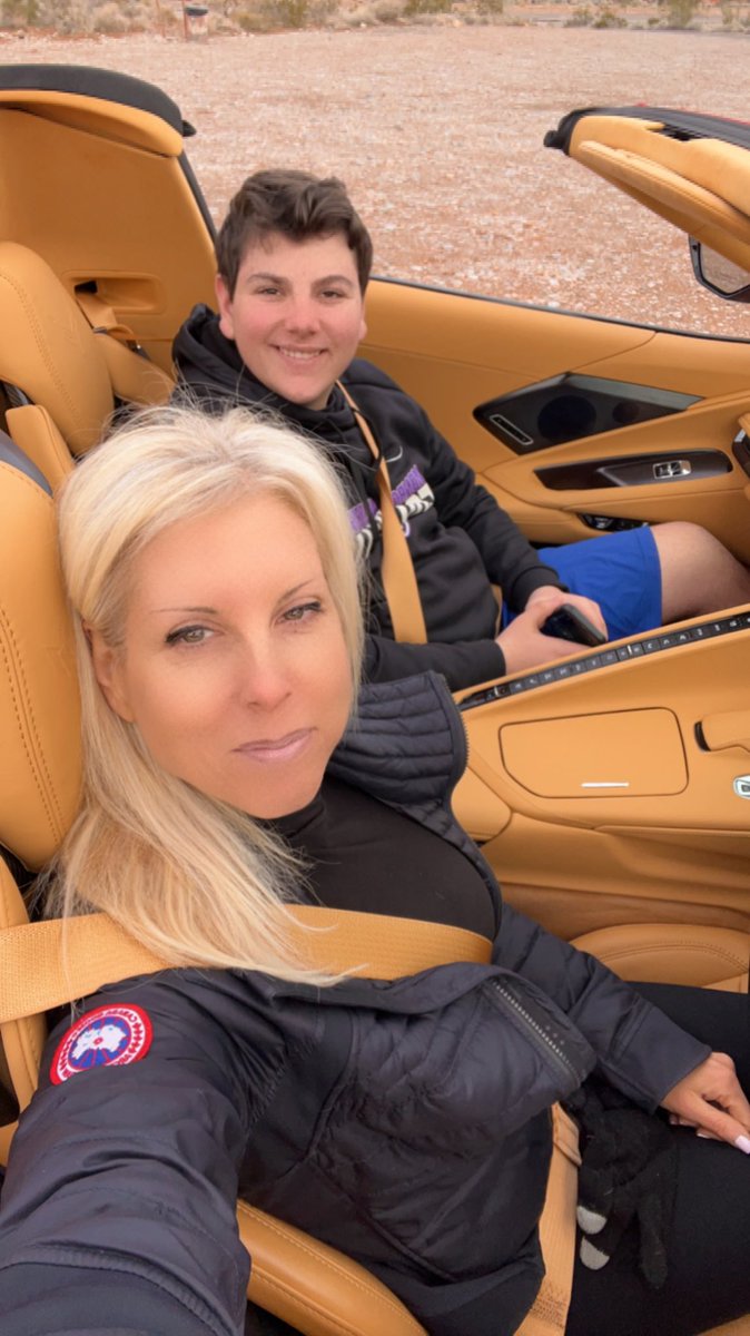 MichelleLebenbe's tweet photo. #thisride!!♥️ https://t.co/jjNEBgI0hu