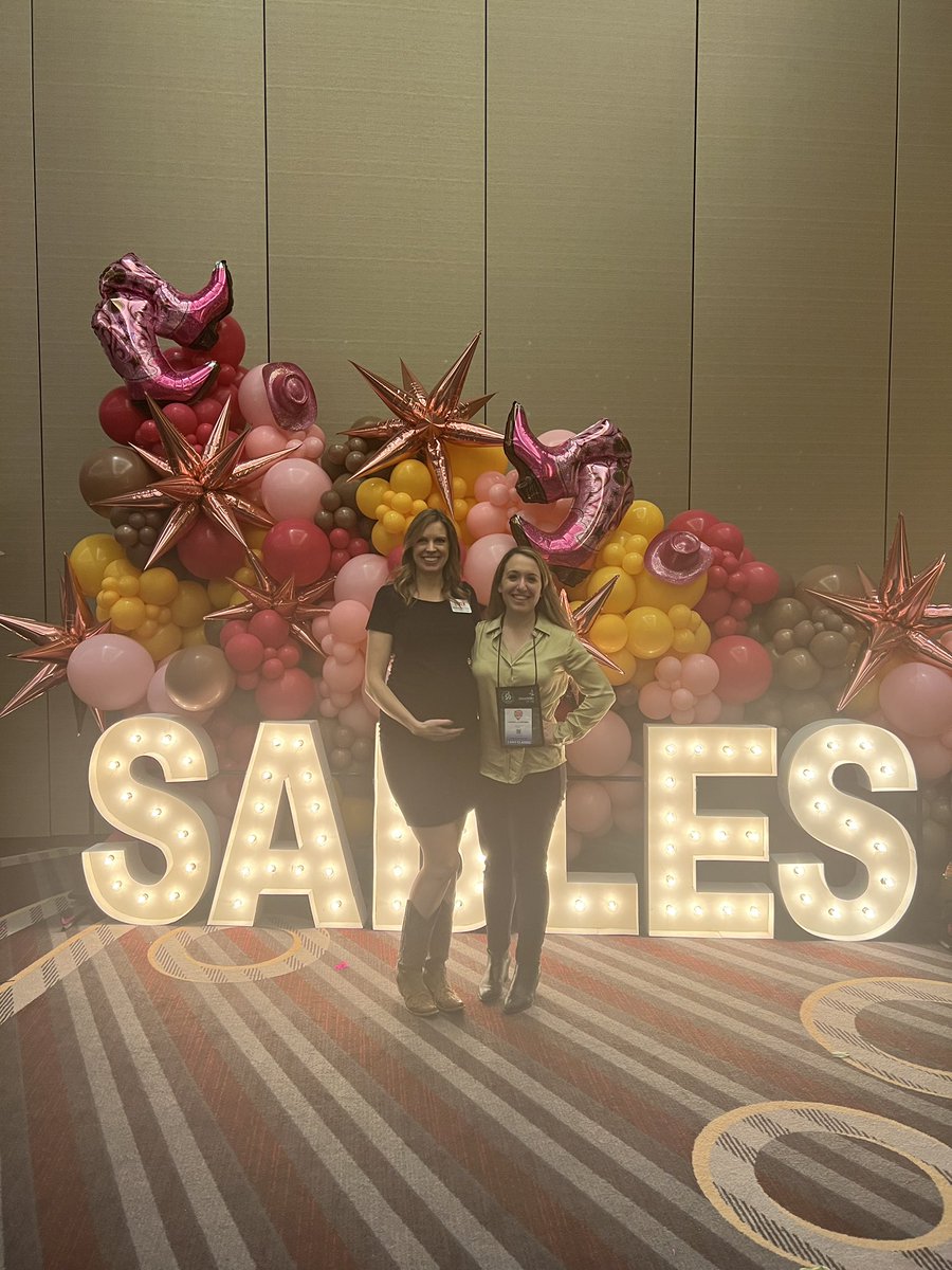 Women go hunting &amp; support wildlife conservation? We sure do! This year’s <a href="/SafariClubIntl/">Safari Club International</a> Convention theme was Women Go Hunting. And plenty of us were in attendance. I loved reconnecting with old friends, seeing colleagues, and meeting longtime social instagram.com/p/CpJEbU6JbyC/…