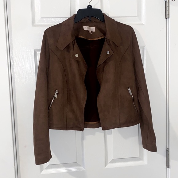 gabcal's tweet photo. So good I had to share! Check out all the items I'm loving on @Poshmarkapp #poshmark #fashion #style #shopmycloset #freepeople #francescascollections #philosophy: https://t.co/yG9amt65Xj https://t.co/p4YPjWdXLS