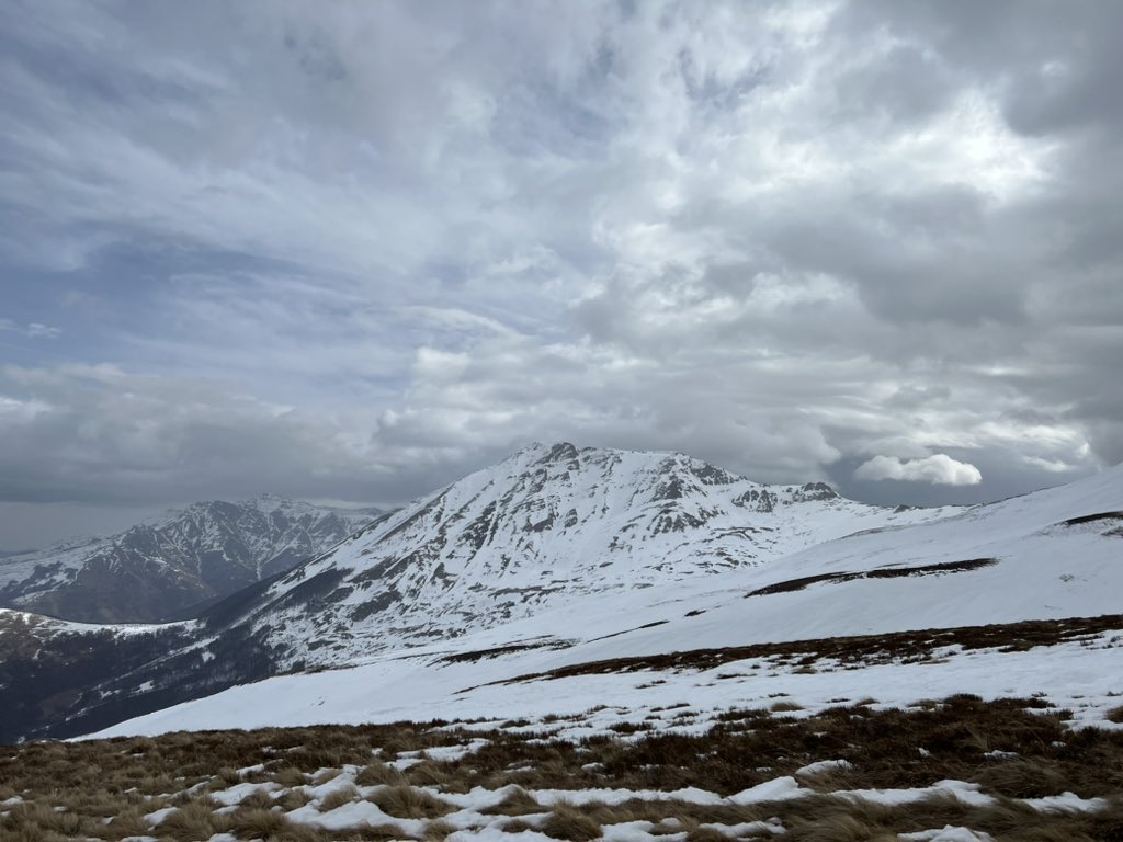 ButterflyOutdo1's tweet photo. Winter hikes 🗻 https://t.co/riMpif5Tn0