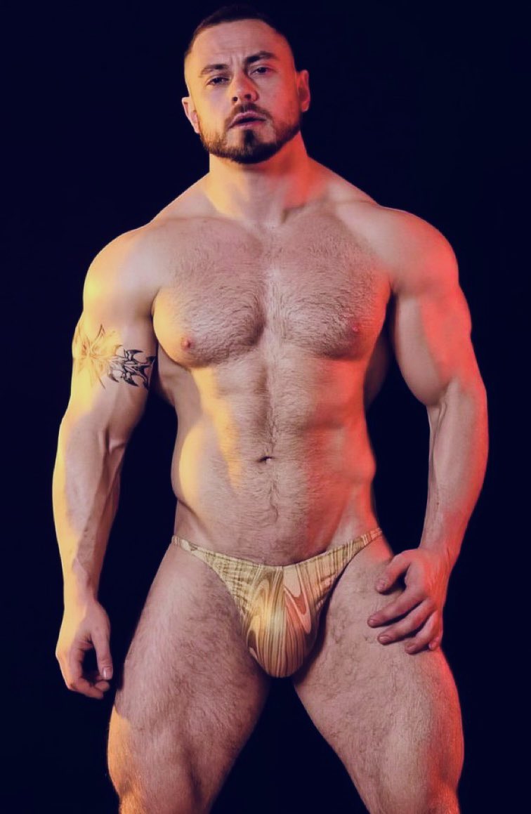 MuscleService's tweet photo. 💪⛽️https://t.co/qLY0I36rqY https://t.co/qagdsBI2f0