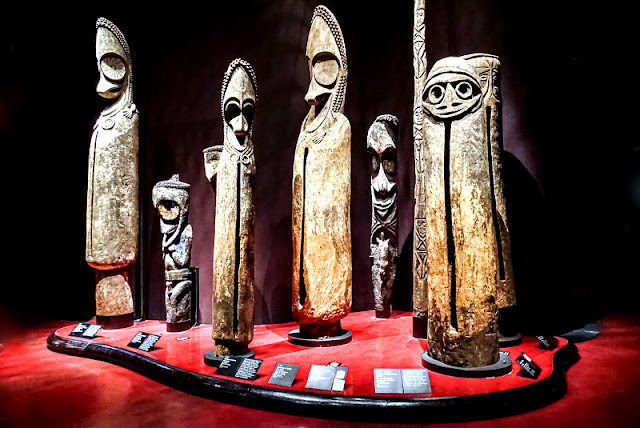 parisladouce's tweet photo. Paris : Musée du @QuaiBranly Jacques Chirac, histoire d'un musée dédié aux arts premiers, célébration des pratiques artistiques extra-occidentales - VIIème
https://t.co/TqZdvFeRfG
#paris #musee #quaibranly #paris7 #art #collectionspermanentes https://t.co/wRzgFkZv26