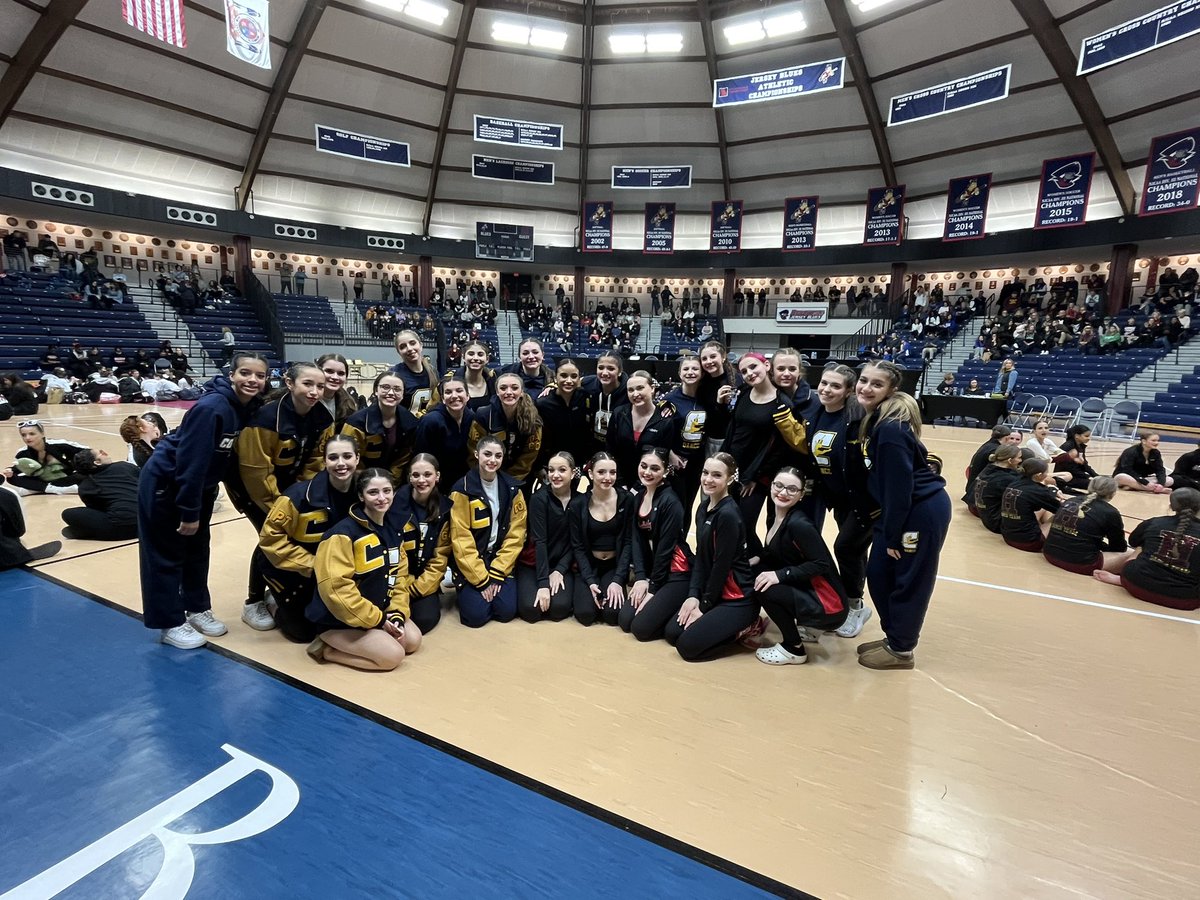 CHS Dance tweet media
