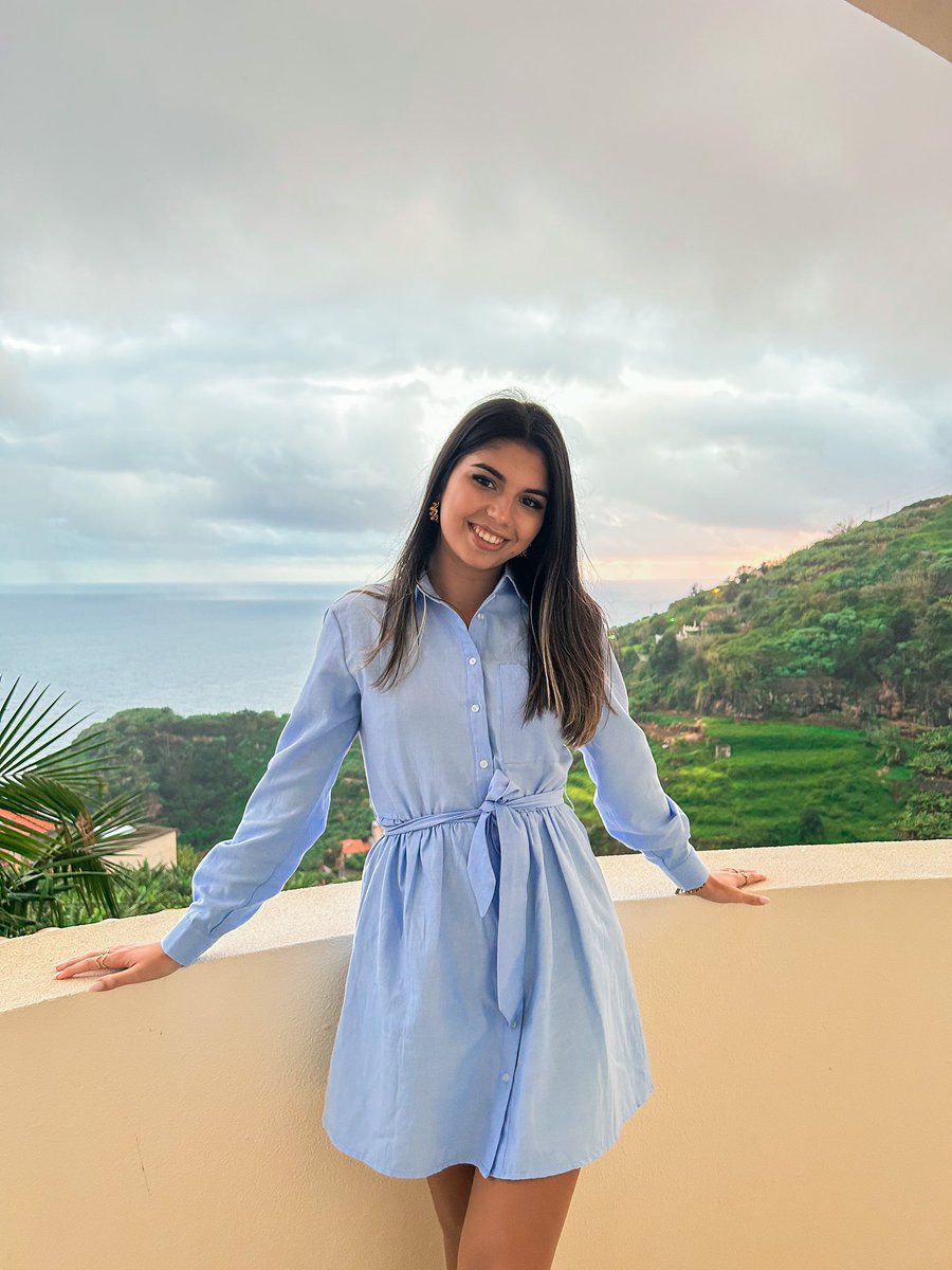 Alexa play Vestido Azul by Floribella