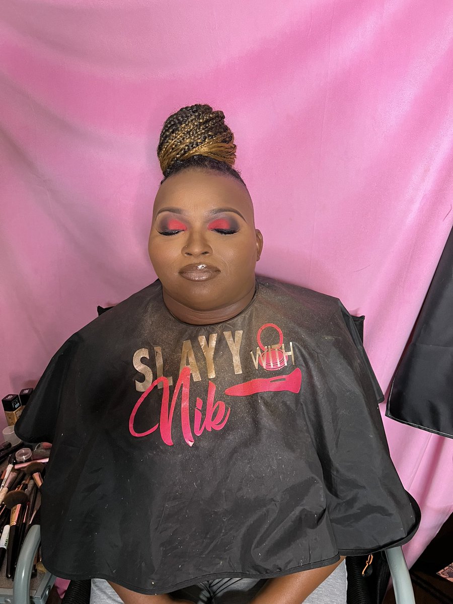 officially_nika's tweet photo. #SlayyWithNik💕💪🏾 https://t.co/mCfmVASBhr