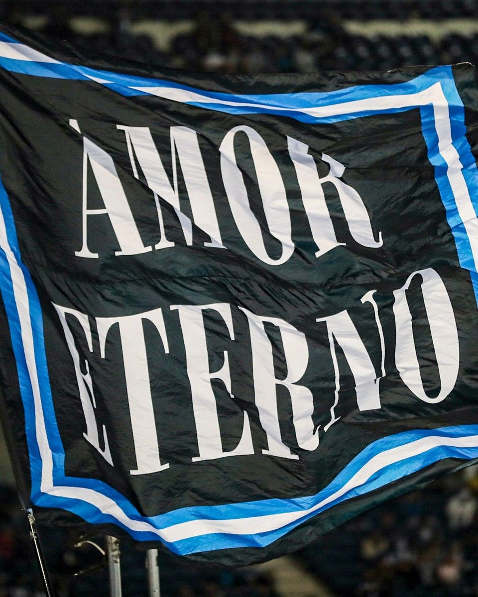 DragaoNews1893's tweet photo. Para sempre, @FCPorto 💙 https://t.co/NH9hGEGWoa