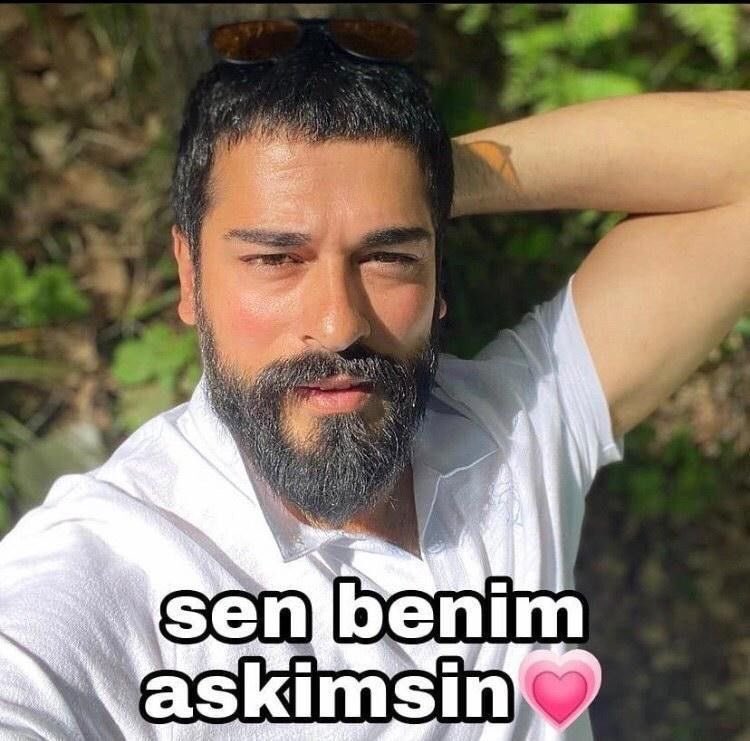 ashsslave's tweet photo. @iamnotmishapm bu kisi benim kaderim aga https://t.co/1SWEvC5hPl