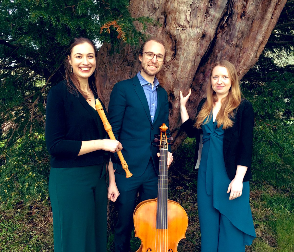 Hannah_Ely's tweet photo. We so enjoyed playing/singing together on Saturday in Discoed! 

Thank you everyone who came to listen to our Love, heartache &amp; revenge concert! 

Obligatory photo in front of ancient (prize-winning!) tree outside the church…
#famoustree #earlymusicinthemarches #welshnightout https://t.co/vkFY5zSSLa