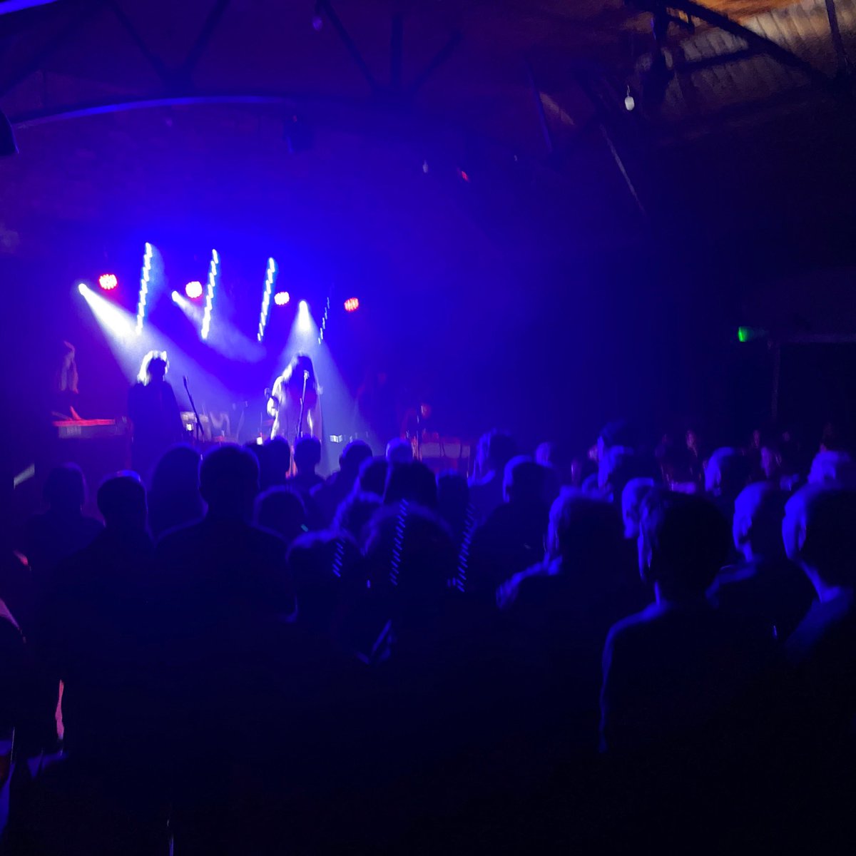 cobaltchapel's tweet photo. Thank you so much @thetradesclub for having us and to all of you who came to the show last night. Thanks also to brilliant @AugustinBo for supporting us! Such a dream to play the Trades and we bloomin’ loved it! 💙 https://t.co/PSAudblSiv